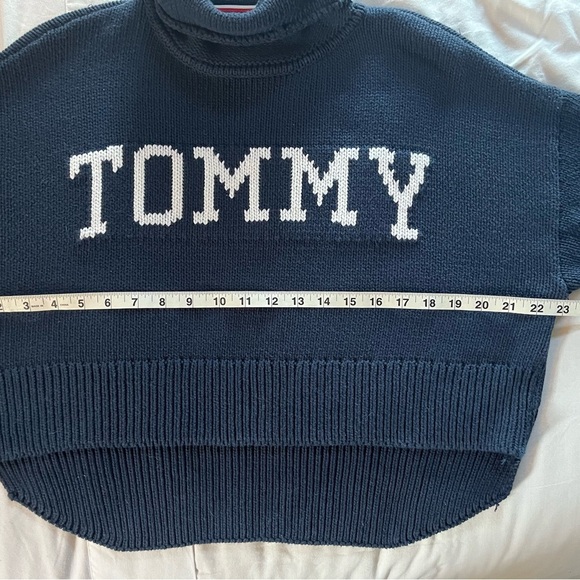 Tommy Jeans Logo Turtleneck Sweater Slouchy Navy Blue Urban Crop S/M READ GUC - Picture 8 of 14